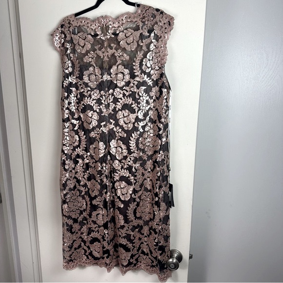 Tadashi Shoji Dir Black Metallic Embroidery Sequin Sheer Illusion Dress NWT 20Q - Picture 7 of 16